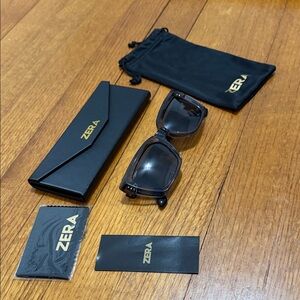 ZERA NWT Black Women's Sunglasses